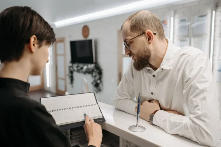 AI Customer Service Chatbots for Mechanics: Fewer Missed Calls, More Bookings