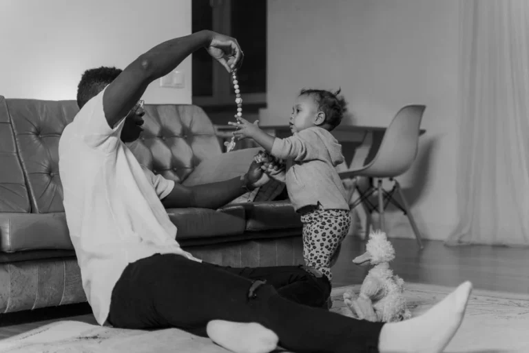AI Apps for Babysitter Communication: A Parent’s Guide